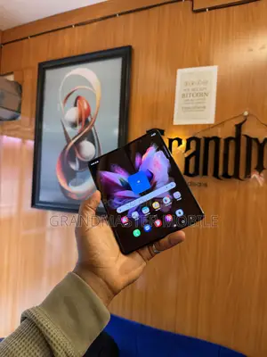 Samsung Galaxy Z Fold 3 256 GB Black