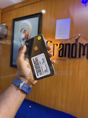 Apple iPhone XS Max 64 GB Black