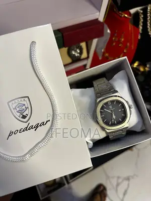 Luxurious Wristwatches 