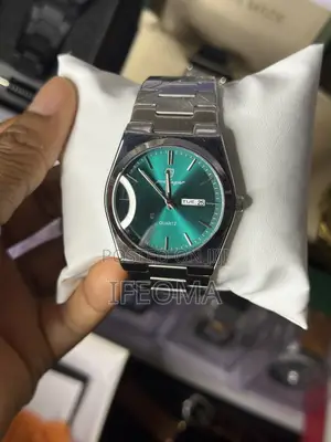 Luxurious Wristwatches 