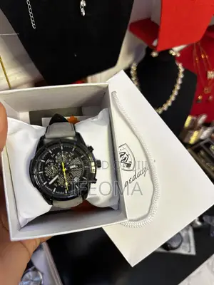 Luxurious Wristwatches 