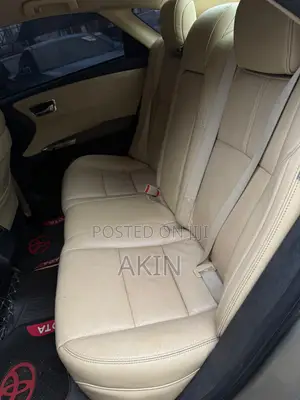 Toyota Avalon XLE 4dr Sedan (3.5L 6cyl 6A) 2014 Gold
