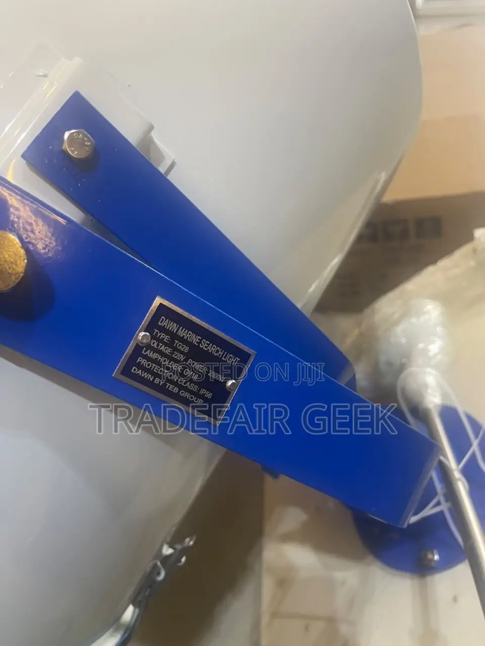 TG28 2000W Marine Searchlight