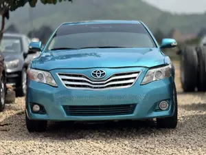 Toyota Camry LE 4dr Sedan (2.4L 4cyl 5A) 2008 Blue