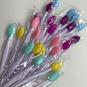 Exfoliating Lip Brush