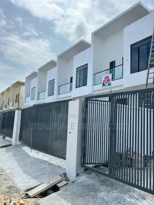 4bdrm Townhouse/Terrace in Ikota for sale