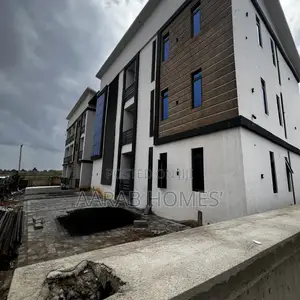 3bdrm Block of Flats in Gwarinpa for rent