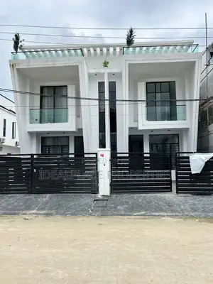 4bdrm Duplex in Ikota for sale