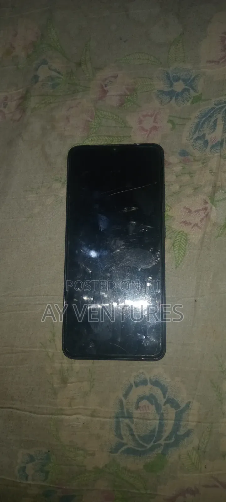 Itel A06 64 GB Black