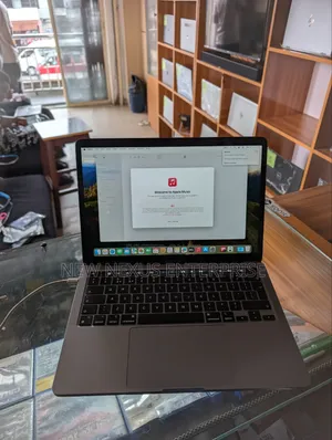 Laptop Apple MacBook Pro 2020 M1 8GB Apple M1 SSD 256GB