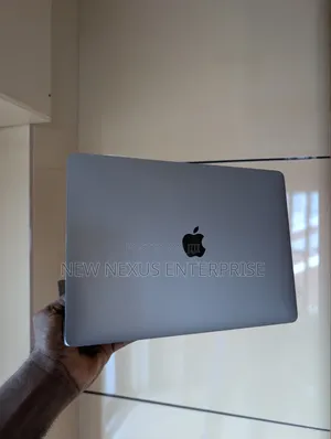 Laptop Apple MacBook Pro 2020 M1 8GB Apple M1 SSD 256GB