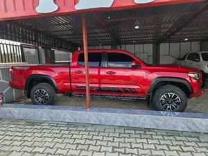 Toyota Tacoma 2021 Red