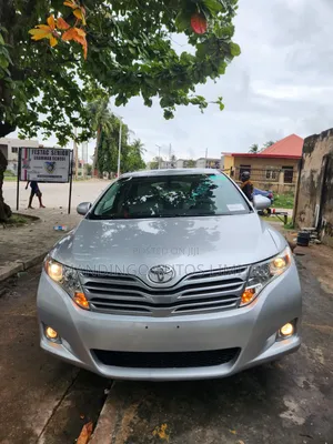 Toyota Venza 2012 Silver