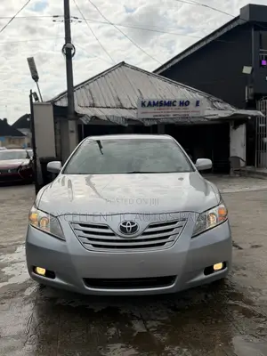 Toyota Camry XLE 4dr Sedan (2.4L 4cyl 5A) 2007 Silver