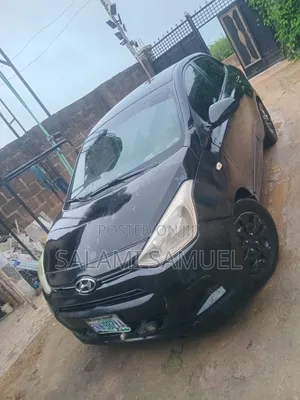 Hyundai Xcent 2015 Black