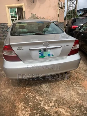 Toyota Camry 2004 Silver