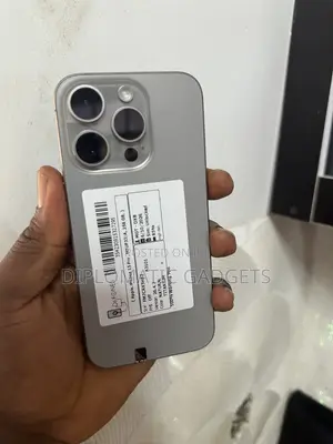 Apple iPhone 15 Pro 256 GB Gray