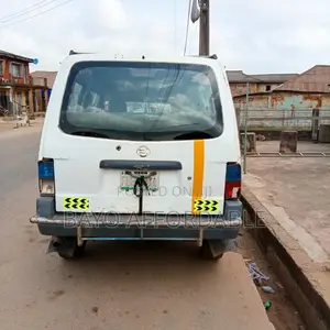 Mazda Bongo 2002 White