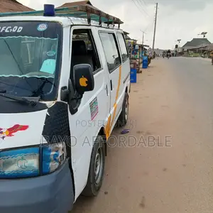 Mazda Bongo 2002 White