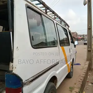 Mazda Bongo 2002 White