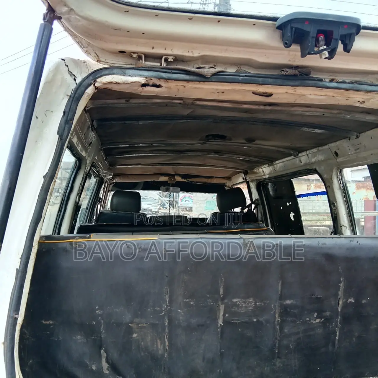 Mazda Bongo 2002 White