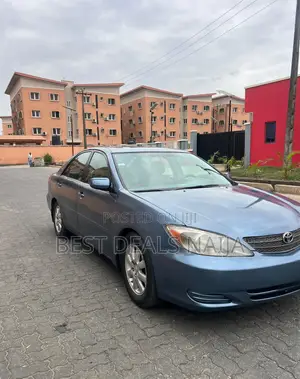 Toyota Camry 2004 Blue