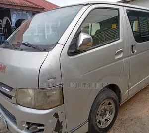 Toyota HiAce 2008