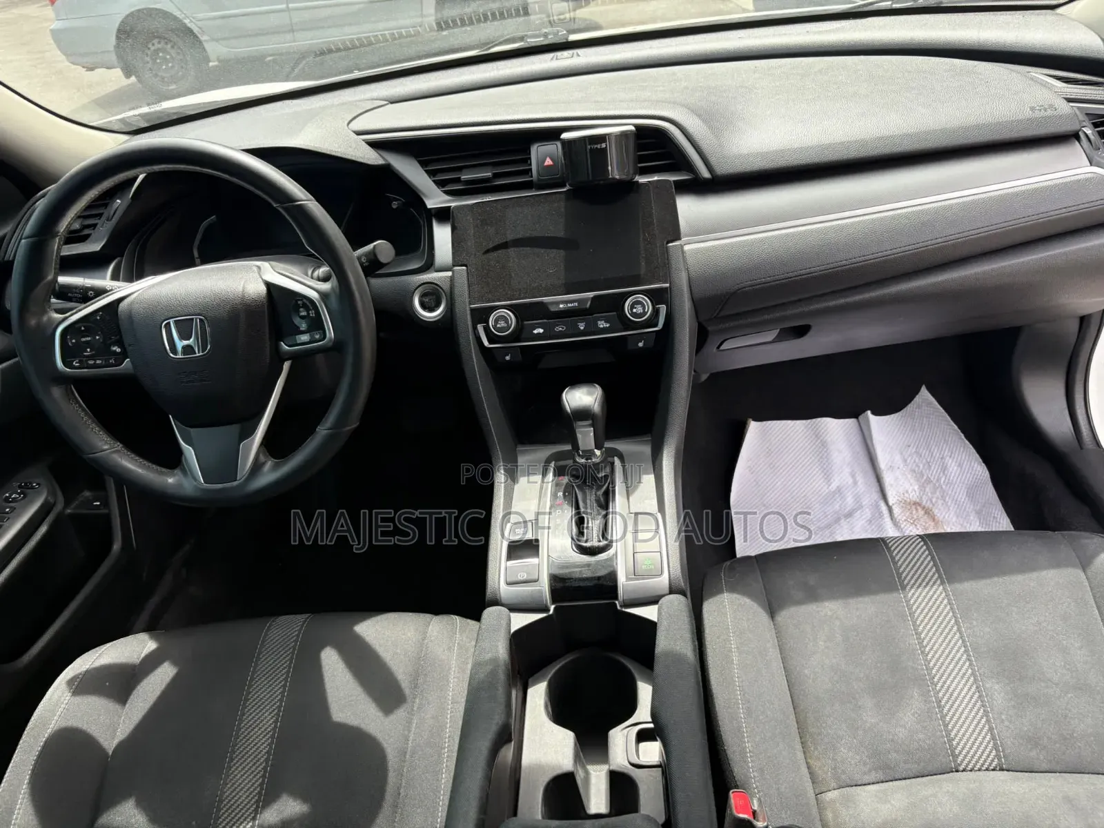 Honda Civic 2018 White