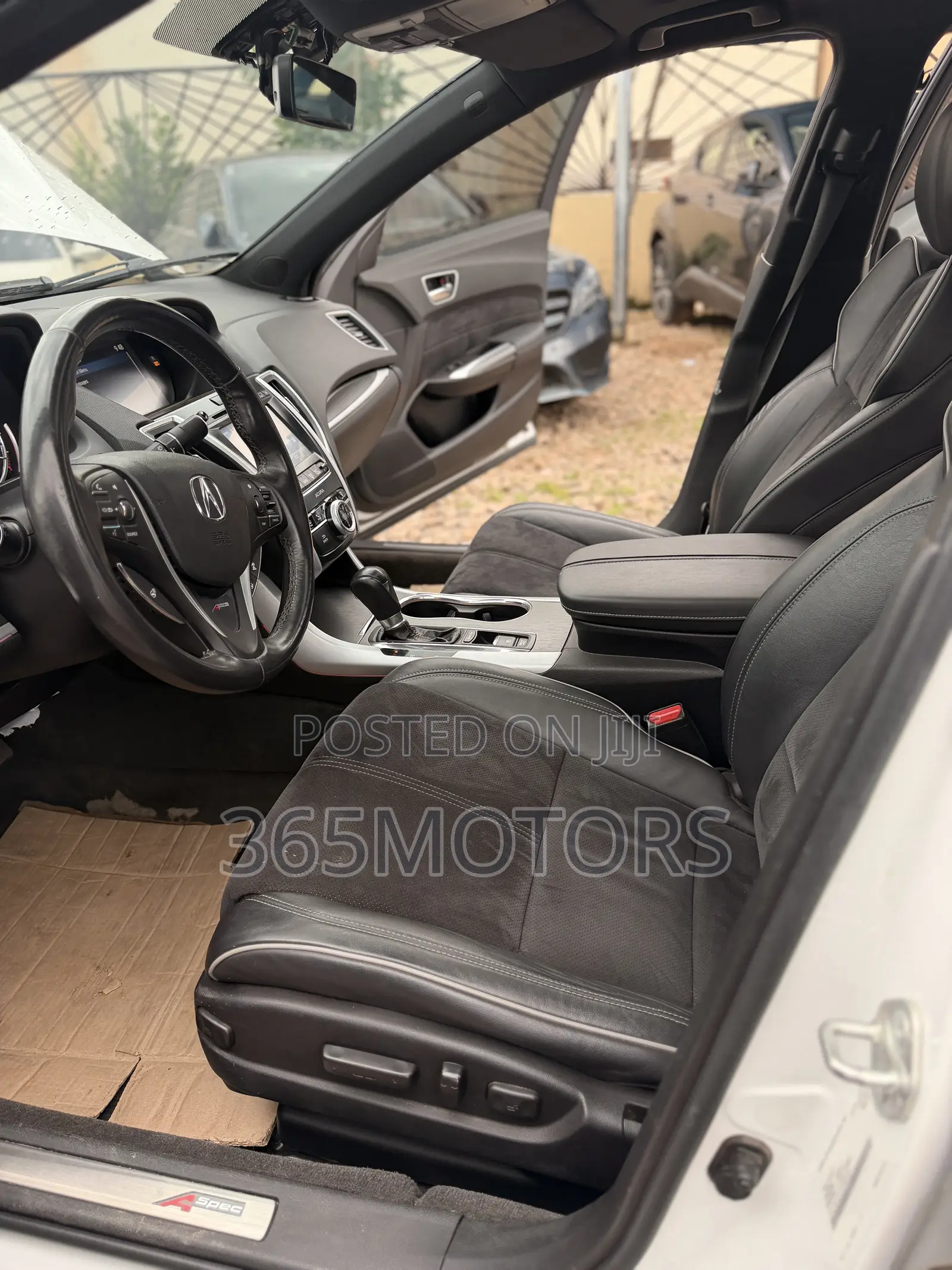 Acura TLX 2.4L Tech & A-Spec Pkgs FWD 2019 White