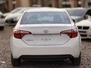 Toyota Corolla 2016 White