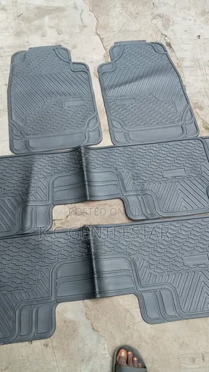Brand New Foot Mate 3seater