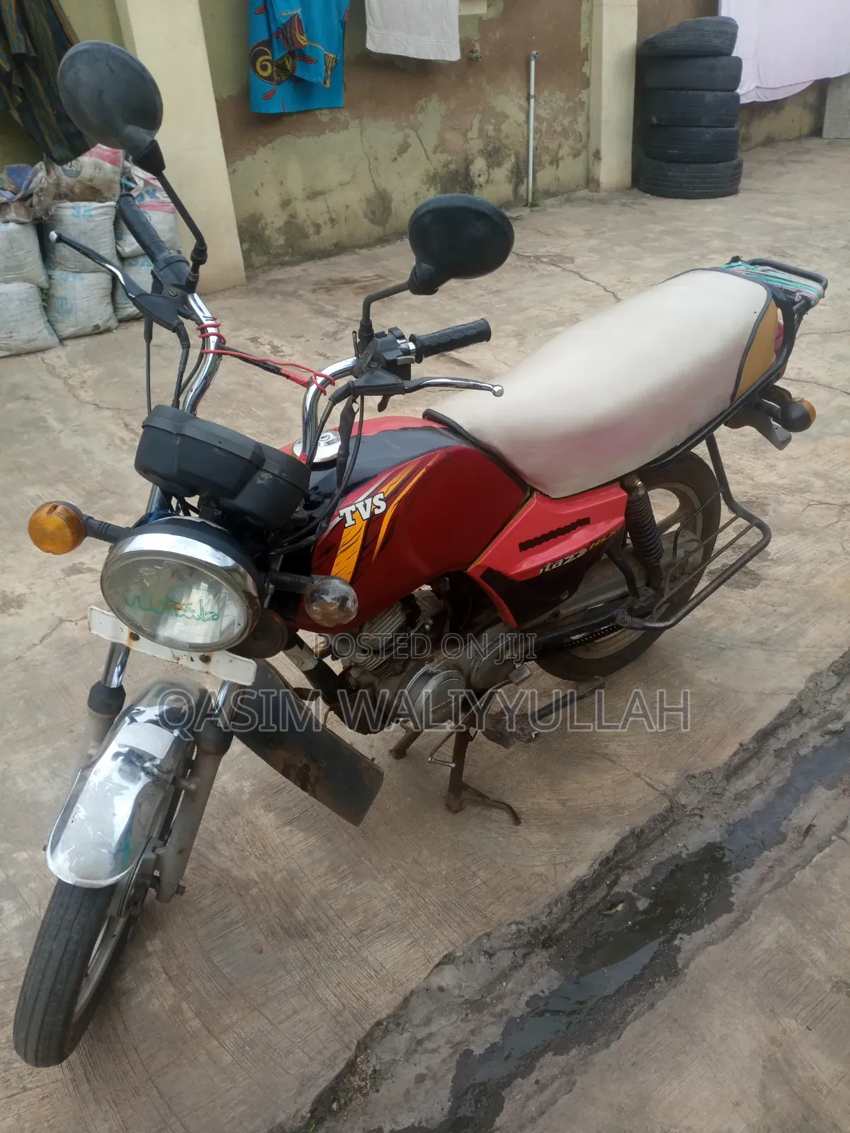 TVS HLX 125 2016 Red