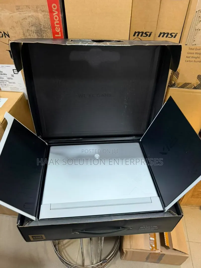 Laptop Alienware X16 32GB Intel Core i9 SSD 1T