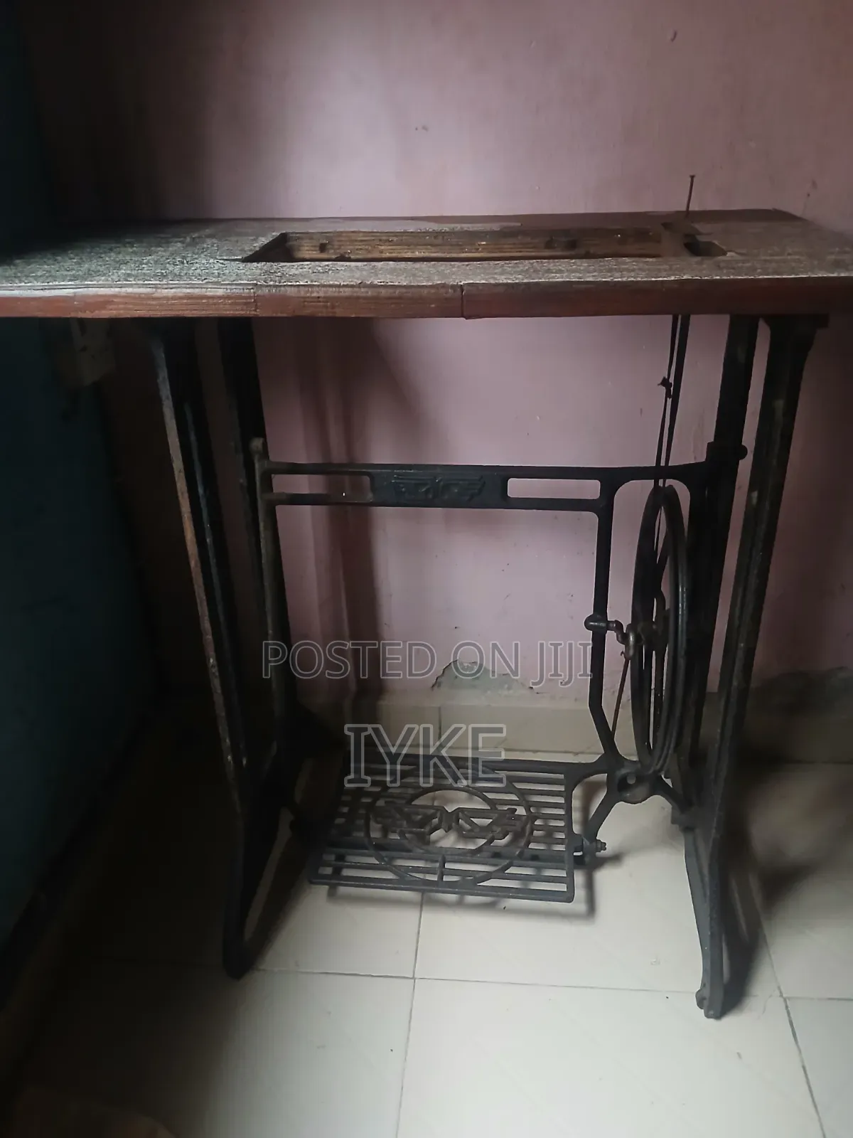 Sewing Machine Leg