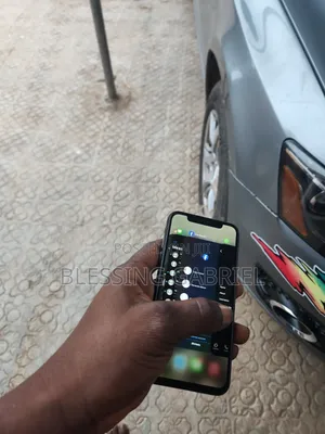 Apple iPhone X 64 GB Black
