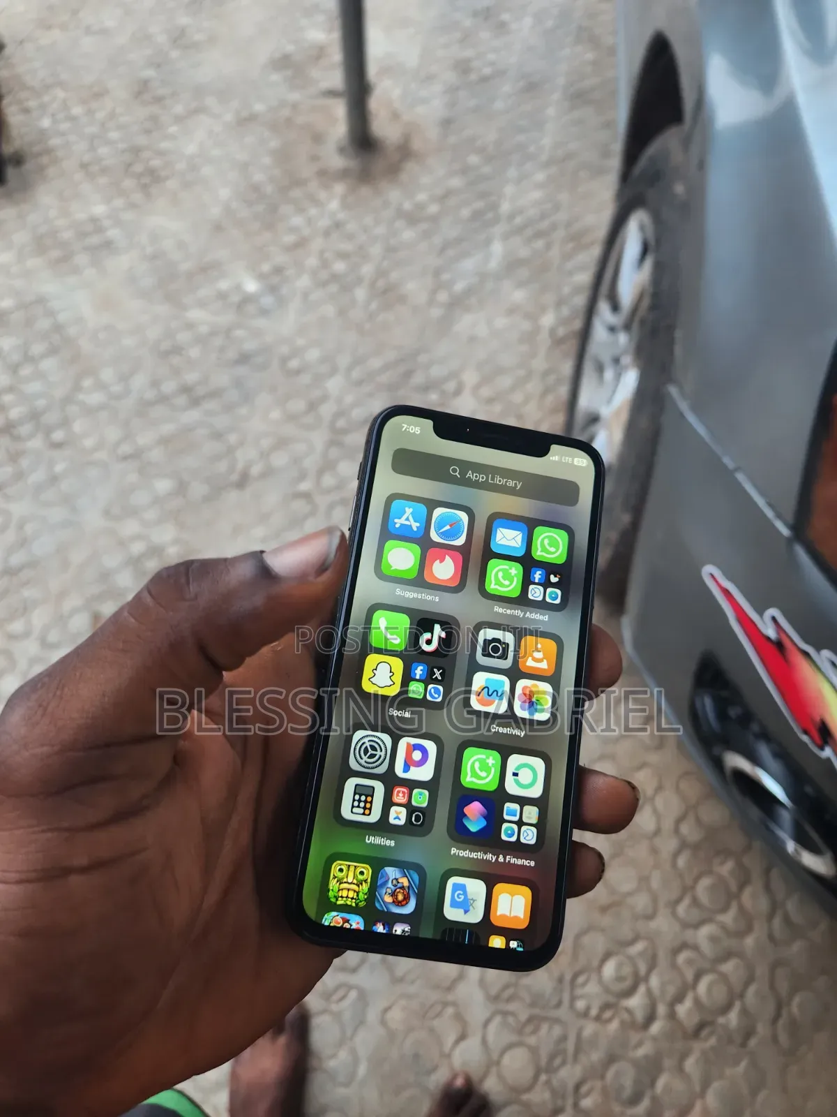 Apple iPhone X 64 GB Black