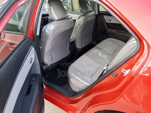 Toyota Corolla 2015 Red