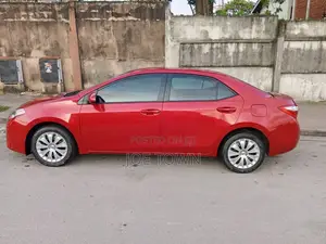 Toyota Corolla 2015 Red