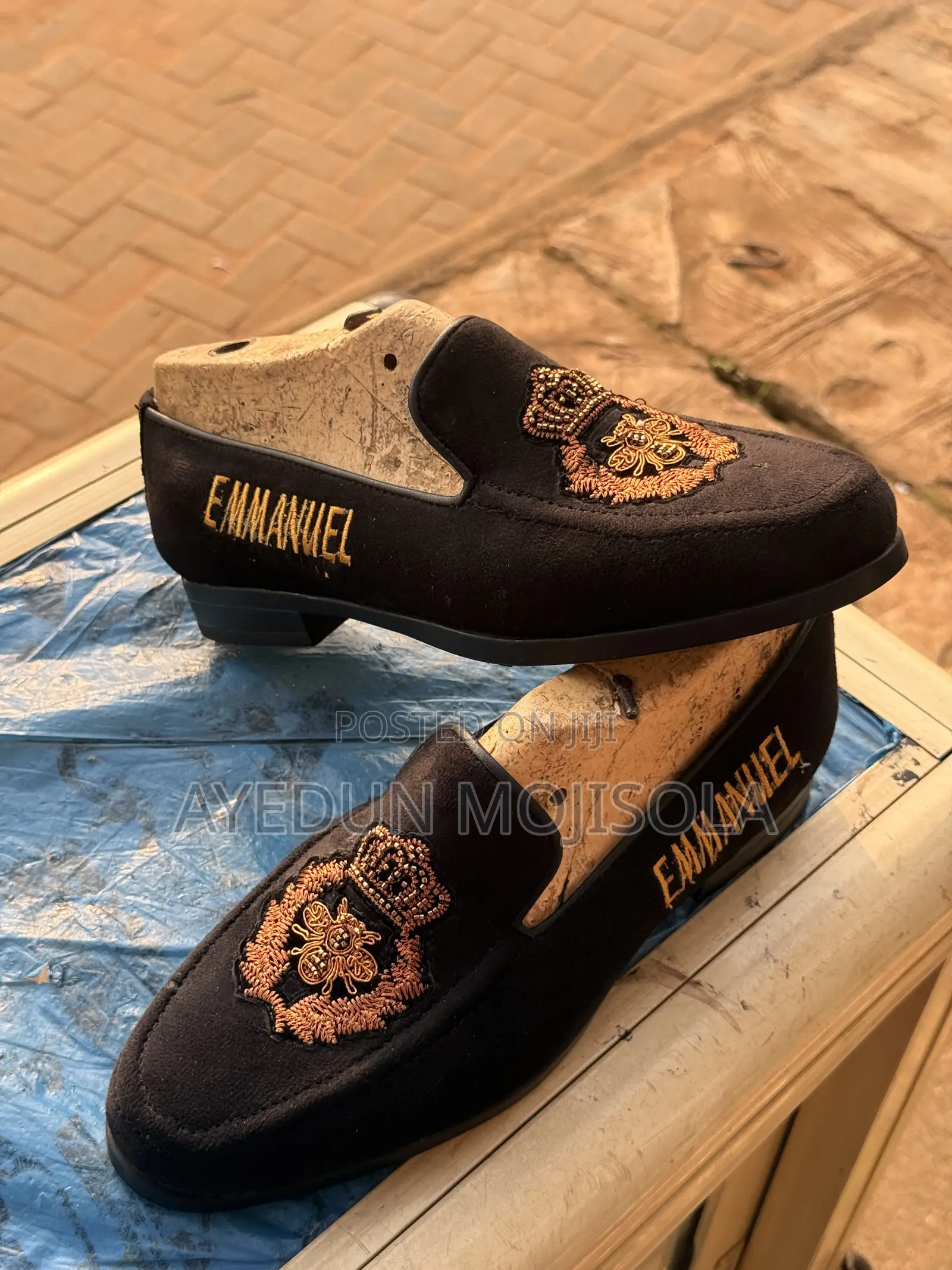 Embroidered Velvet Loafer