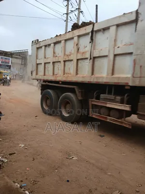 30 Tons of Granite 3/4