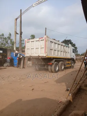 30 Tons of Granite 3/4