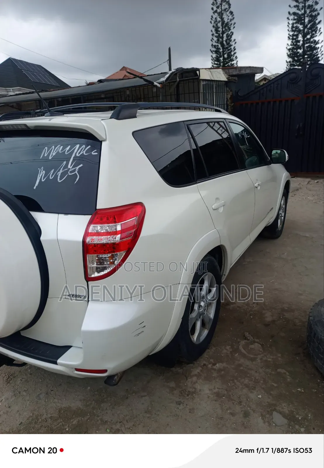 Toyota RAV4 2012 White