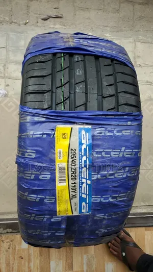 Accelera Iota ST68 295/40zr20 110Y XL– Brand New High-Performance Tyre