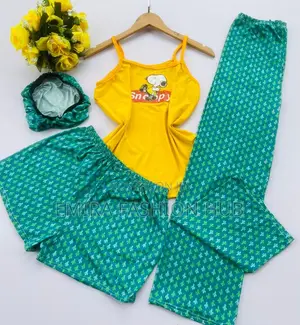 4-in-1 Ladies Nightwear Set.