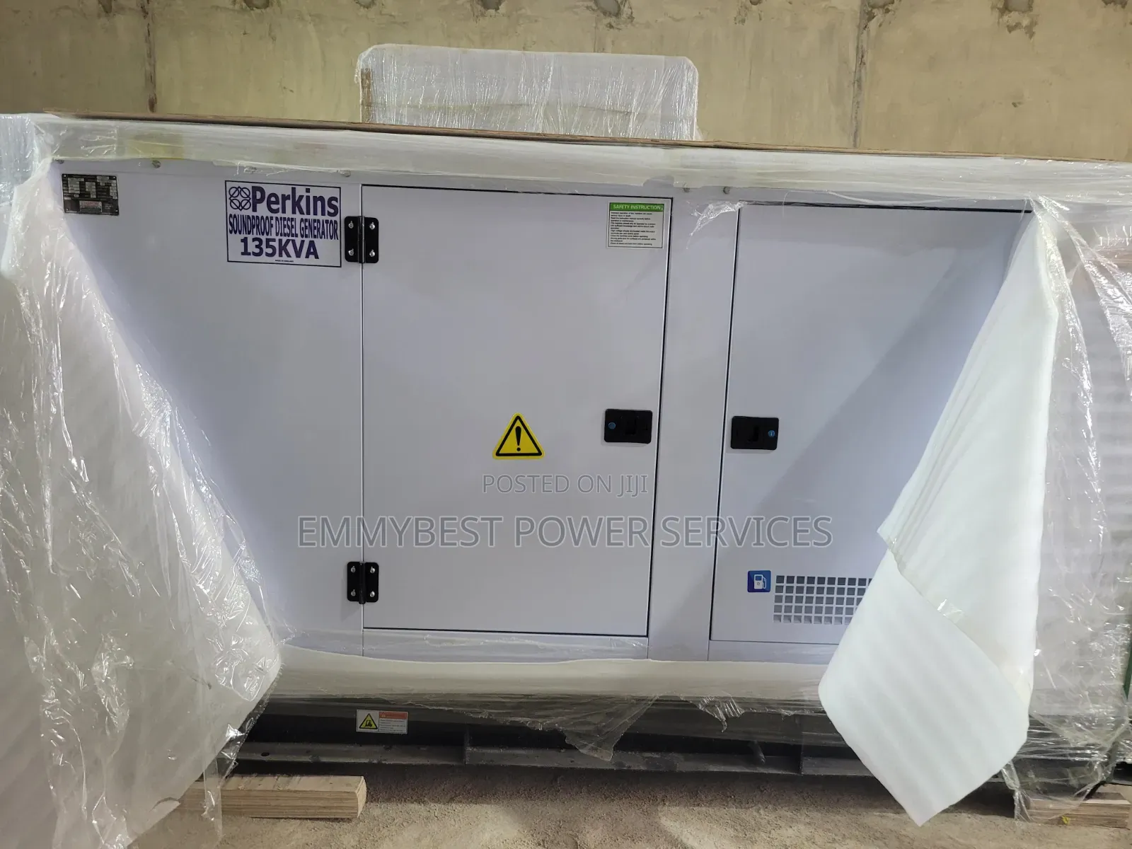  135kva Perkins Soundproof Generator