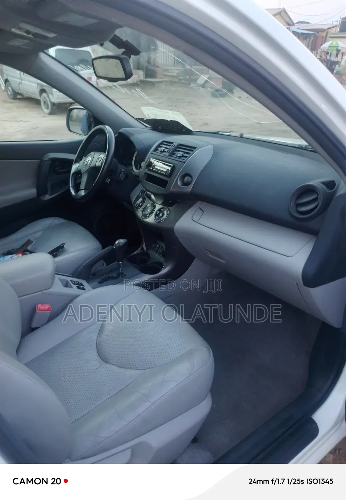 Toyota RAV4 2012 White