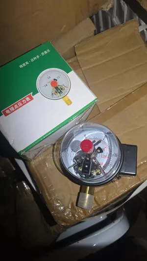 Pressure Gauge With Contact