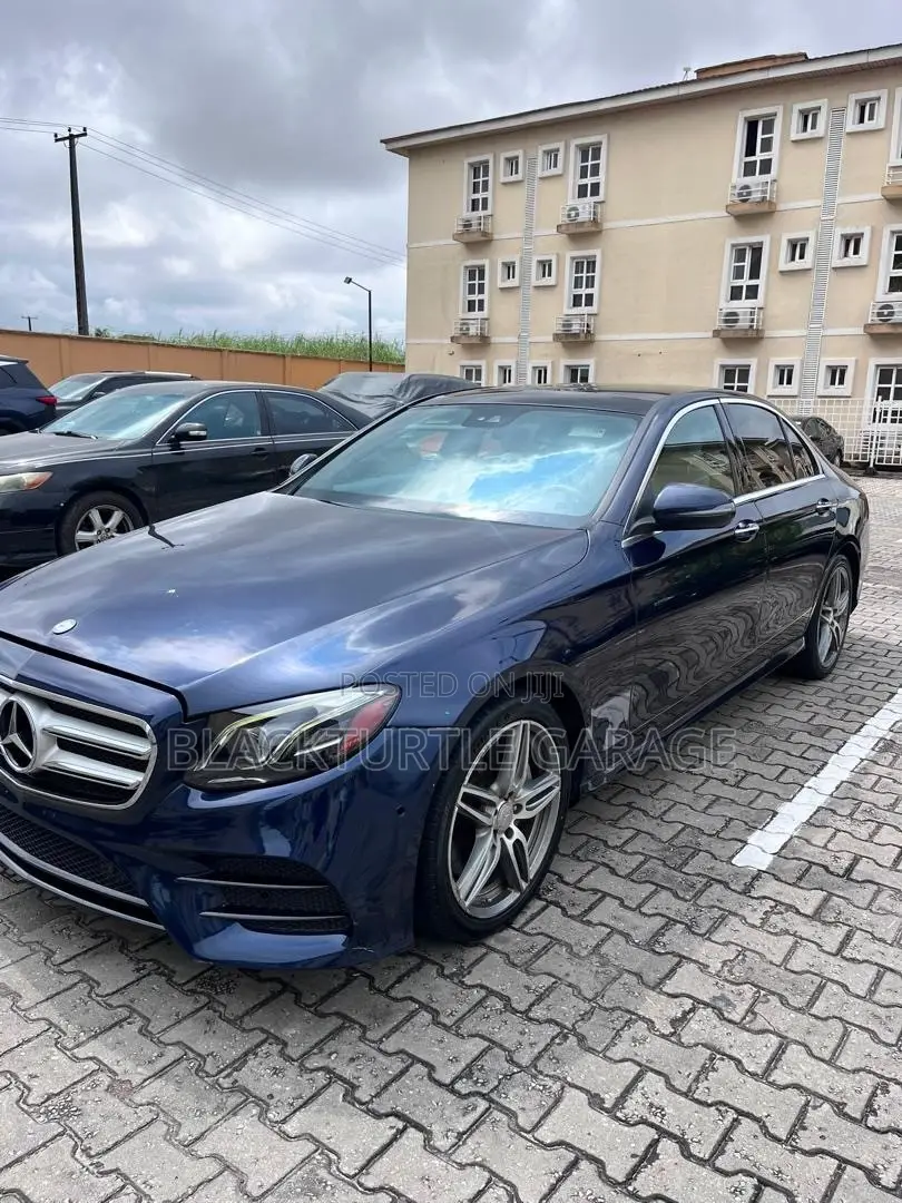 Mercedes-Benz E300 2017 Black