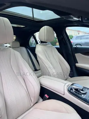 Mercedes-Benz E300 2017 Black