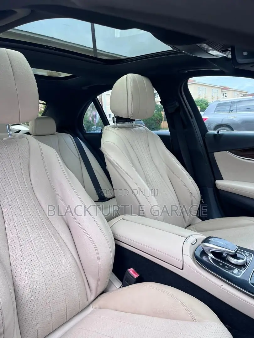 Mercedes-Benz E300 2017 Black